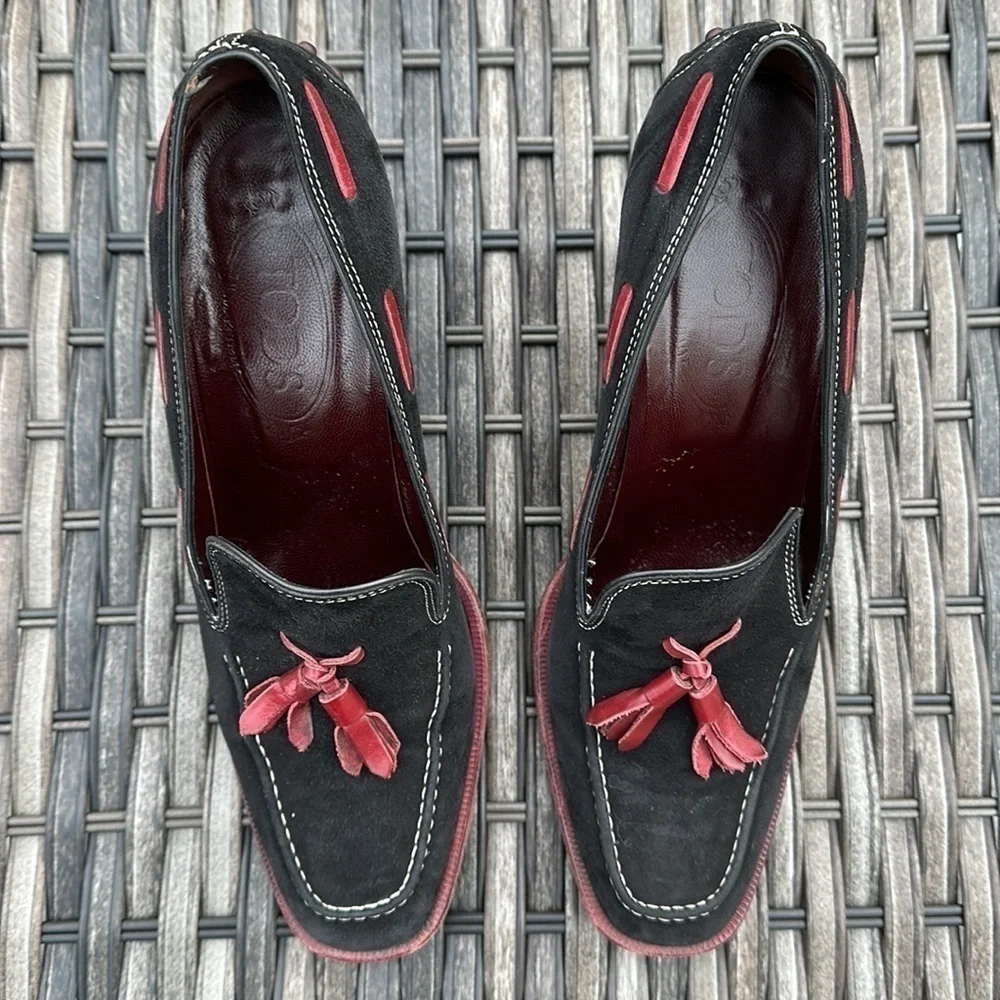 TOD’S Kiltie Tassel Black Suede Loafer Pumps